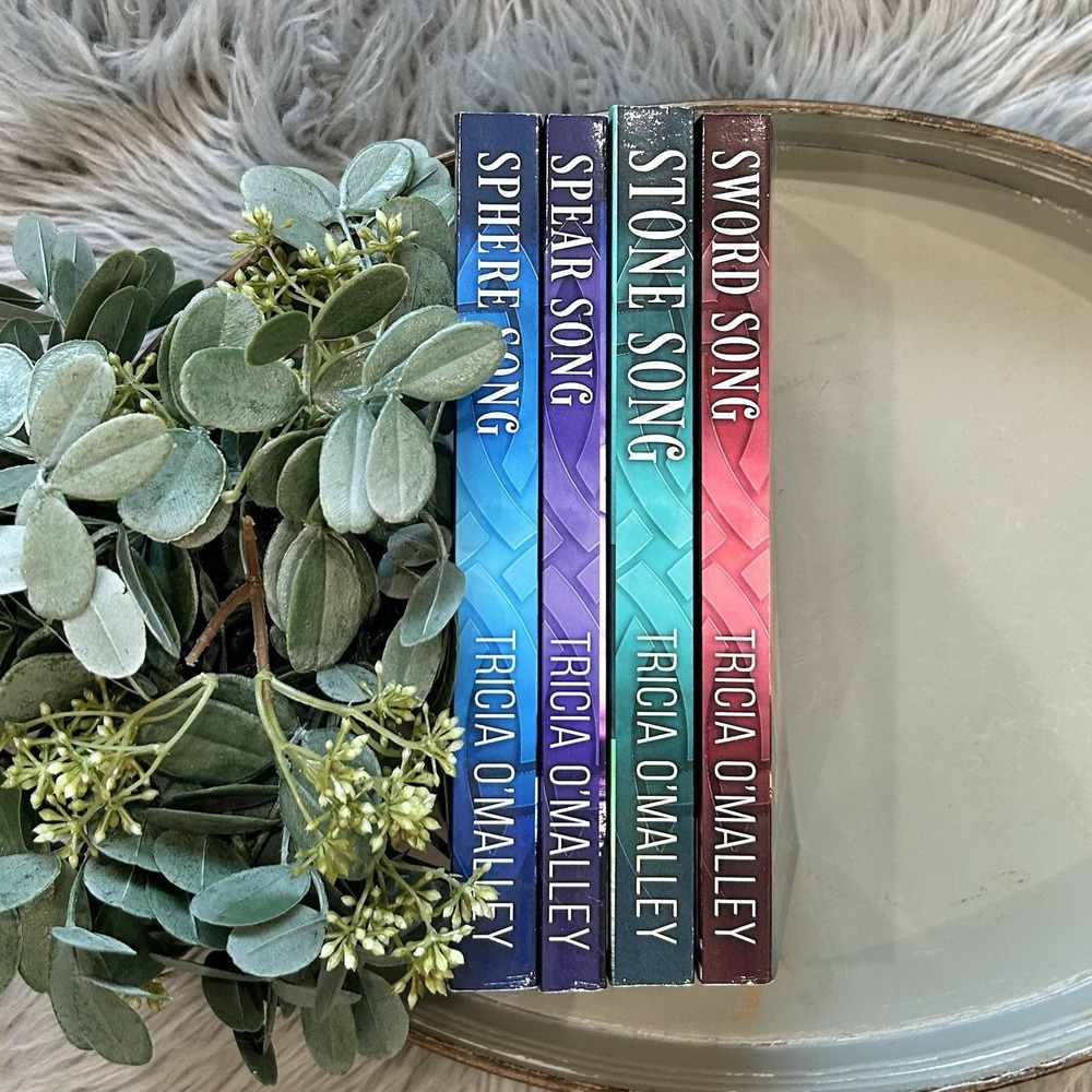 Tricia O'Malley Book Series "The Isle Of Destiny" 1-4‎